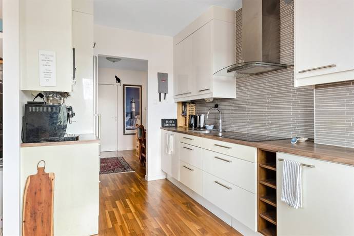 2 rum Lägenhet på Virebergsvägen 3 Vireberg Solna kommun - bild 2