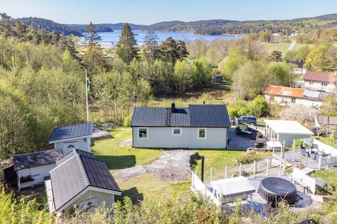 3 rum vinterbonat fritidshus på Högås Sund 137 Högås Sund, Uddevalla kommun - bild 1