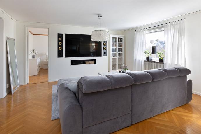 8 rum Villa på Lokförargatan 2A Trekanten Kalmar kommun - bild 13