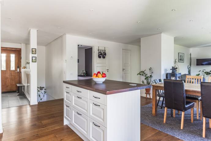 7 rum Villa på LOSJÖVÄGEN 8 Roslags Kulla Österåkers kommun - bild 11