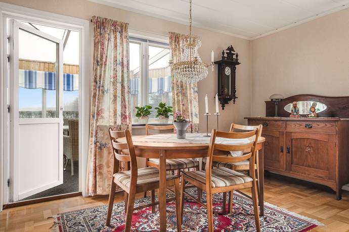 gård utan jordbruk på Hässlås 601 Långås, Falkenbergs kommun - bild 3