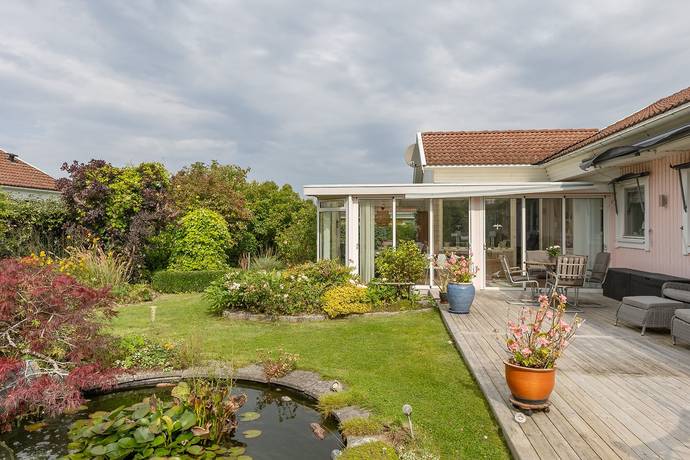5 rum Villa på Doktor Frödins väg 4 Hästholmen Ödeshögs kommun - bild 2