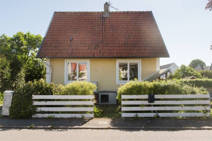 4 rum villa på Hjortrongatan 10 Videdal, Malmö kommun - bild 1