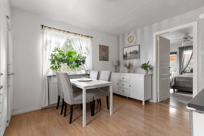 3 rum Villa på Nyckleby Ellbo Trollhättans kommun - bild 10