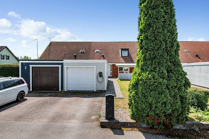 5 rum Radhus på Viringegatan 4 Mjölby kommun - bild 2