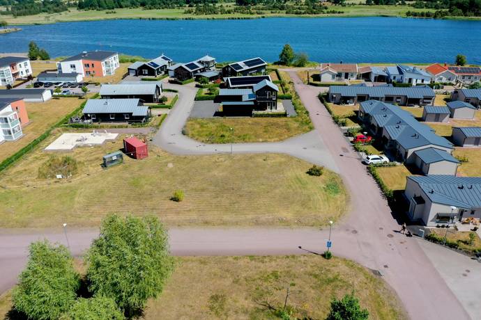 tomt på Sjöfartsvägen 19 Centralt, Mönsterås kommun - bild 2