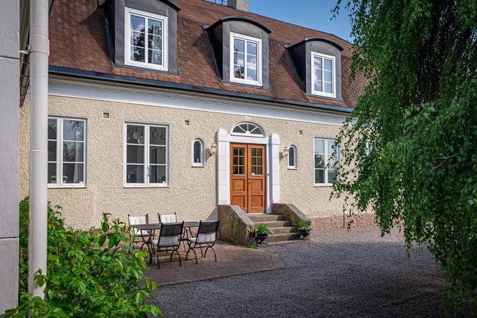 8 rum villa på Nygrensvägen 1 Mariestad, Mariestads kommun - bild 2