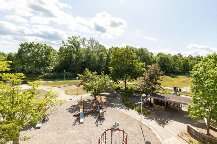 3.5 rum Lägenhet på Bergshöjden 58 Hallonbergen Sundbybergs kommun - bild 10