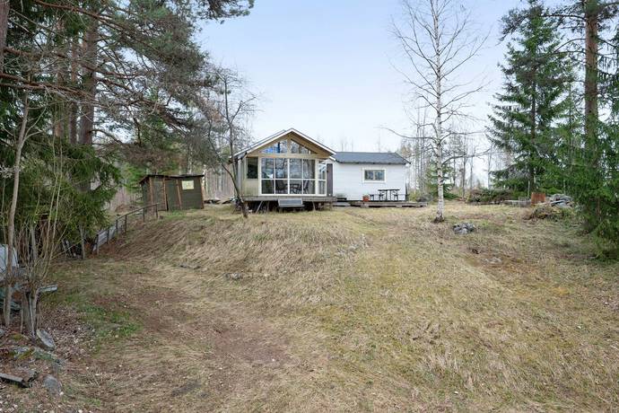 1 rum fritidshus på Dammsjöstigen 101 Björke, Gävle kommun - bild 1