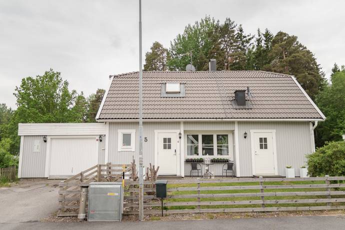 6 rum villa på Tivoligatan 5 Katrineholm Gersnäs, Katrineholms kommun - bild 5
