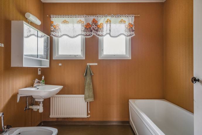 5 rum Villa på Hasselstigen 8 Ljungby Ljungby kommun - bild 11