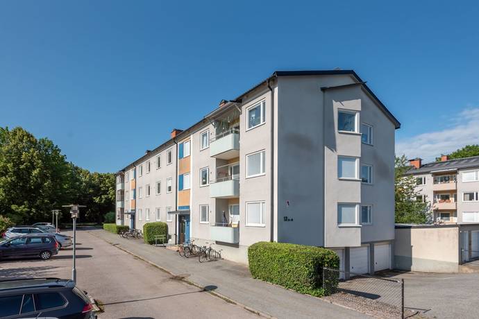 3 rum lägenhet på Hjälmarvägen 13A Örebro, Örebro kommun - bild 1