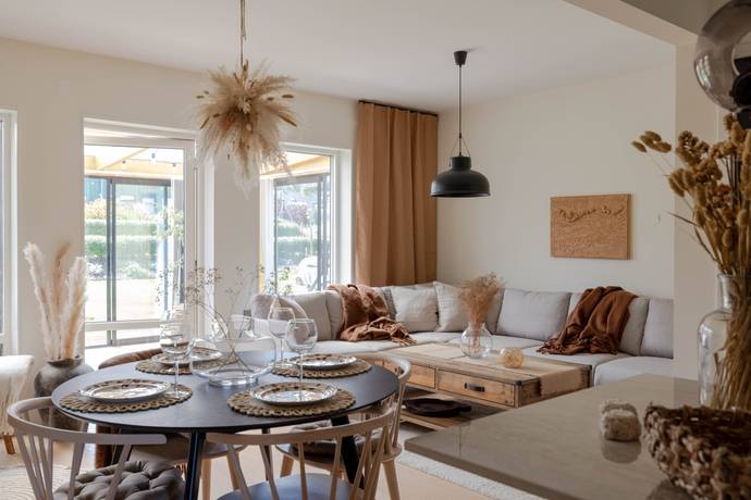 5 rum radhus på Agatvägen 12 A Östra Karup, Båstads kommun - bild 2