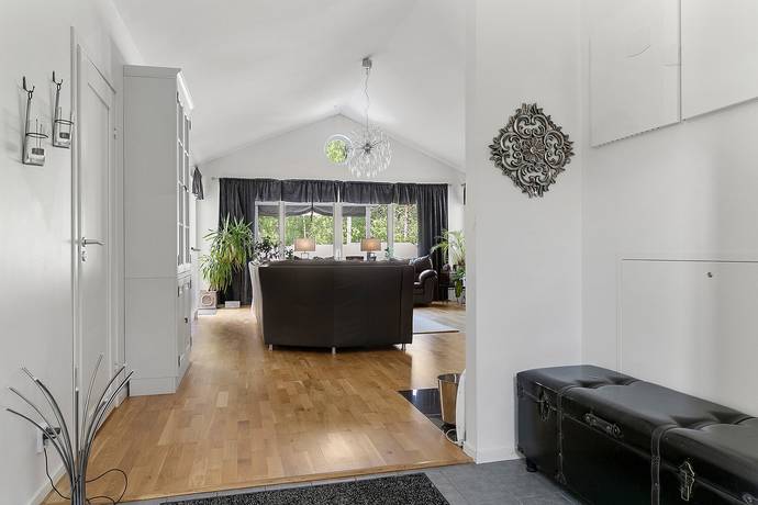 5 rum villa på Posses väg 7 Nykvarn, Nykvarns kommun - bild 2