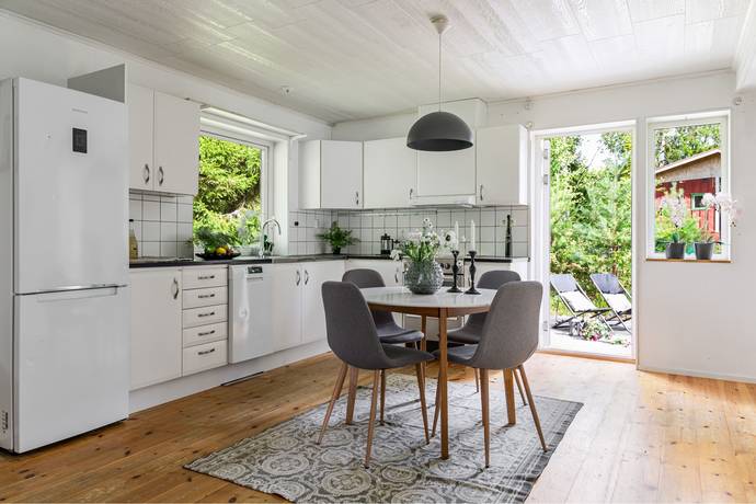 3 rum villa på Valsjötorp 2 Margretelund, Österåkers kommun - bild 1