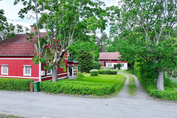 6 rum villa på Staffansbo 111 Östervåla, Heby kommun - bild 1