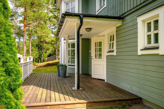 7 rum Villa på Österängsvägen 21 Gudö Haninge kommun - bild 8