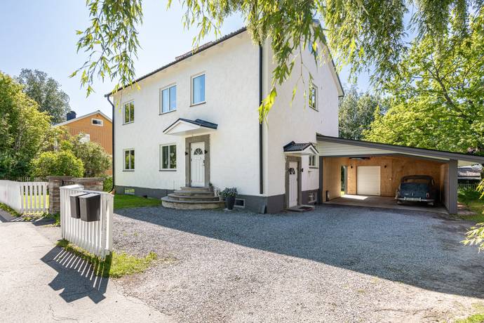 9 rum villa på Genvägen 44 Karlslund, Östersunds kommun - bild 1