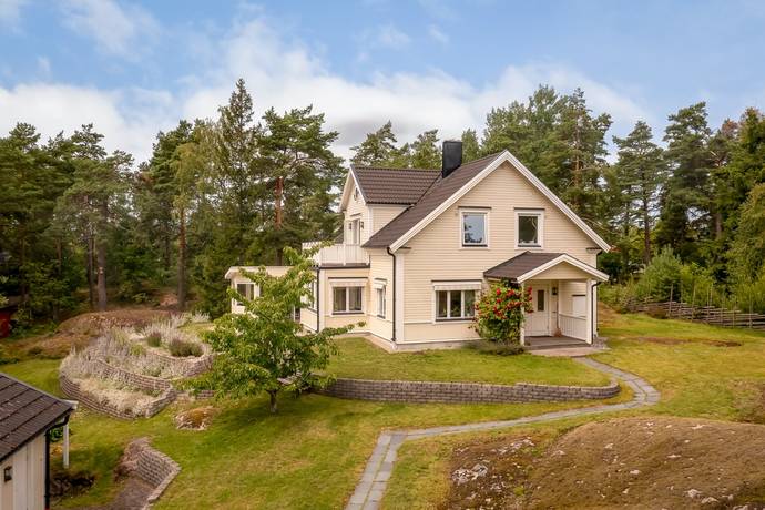 Källvägen 5, Åby, Norrköpings kommun