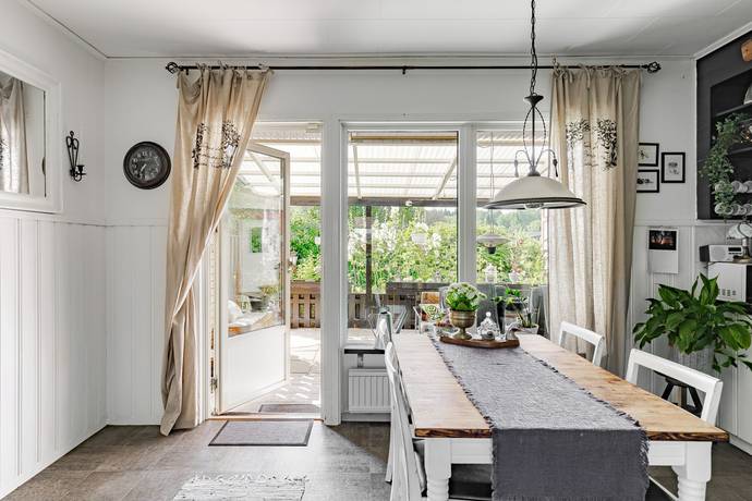 5 rum villa på Furugatan 12 Gimo, Östhammars kommun - bild 3