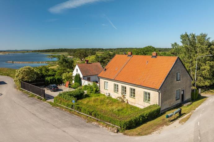 4 rum villa på Rone Ronehamnsvägen 3 Ronehamn, Gotlands kommun - bild 1