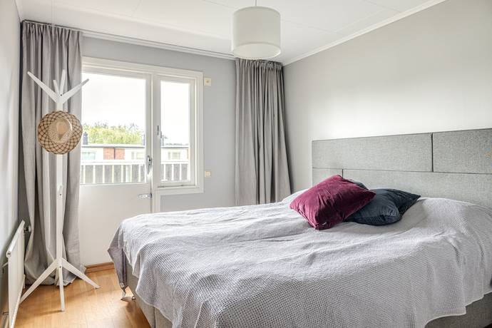 6 rum Radhus på Blåeldsvägen 87 Hässelby Villastad Stockholms kommun - bild 25