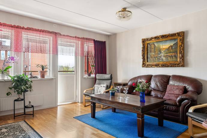 3 rum Lägenhet på Västra Storgatan 11 Gnesta Gnesta kommun - bild 9