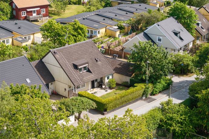 6 rum villa på Fafnervägen 54 Djursholm, Danderyds kommun - bild 2