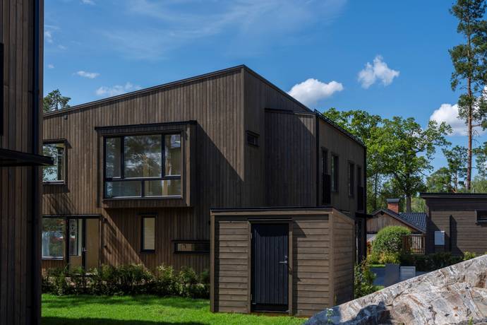 5 rum parhus på Åbroddsvägen 31J Kummelnäs, Nacka kommun - bild 1
