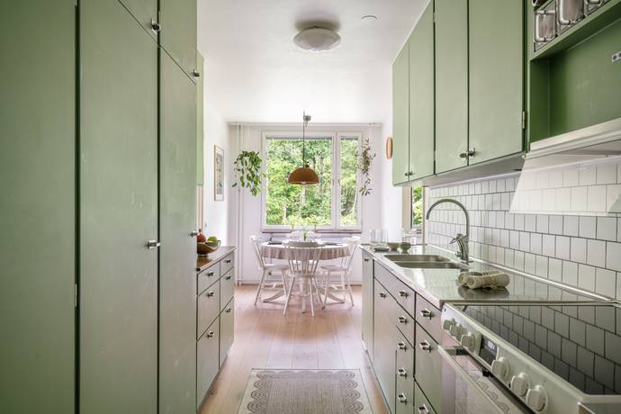 5 rum lägenhet på Illerstigen 36 Bergshamra, Solna kommun - bild 2