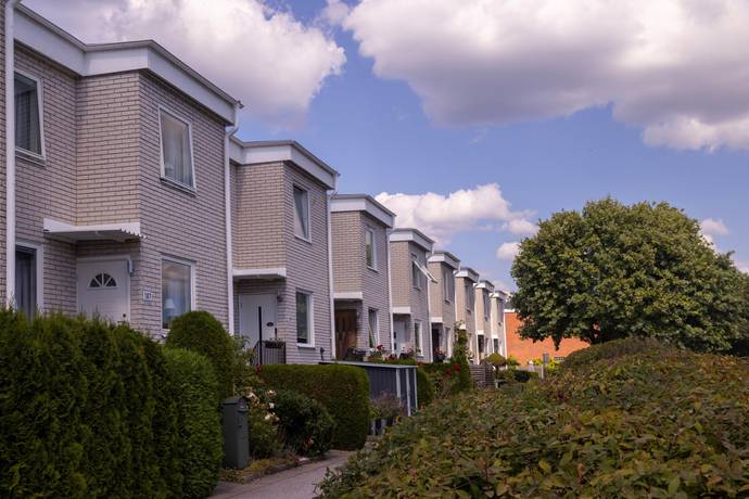 6 rum radhus på Kärrgränd 107 Vällingby - Kälvesta, Stockholms kommun - bild 2