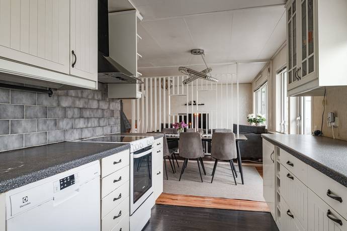 5 rum Villa på Vitsippestigen 10 Mantorp Mjölby kommun - bild 8