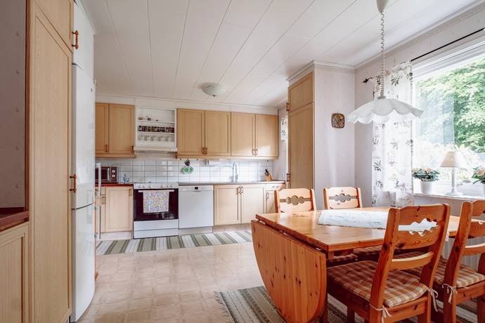 5 rum villa på Centrumvägen 9 Dannike, Borås kommun - bild 2