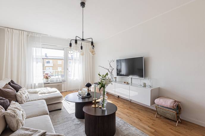 2 rum lägenhet på Härnevigatan 13B Skiljebo, Västerås kommun - bild 3
