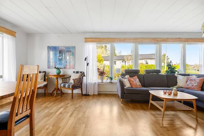 villa på Anemonstigen 5 Centrala Märsta, Sigtuna kommun - bild 3