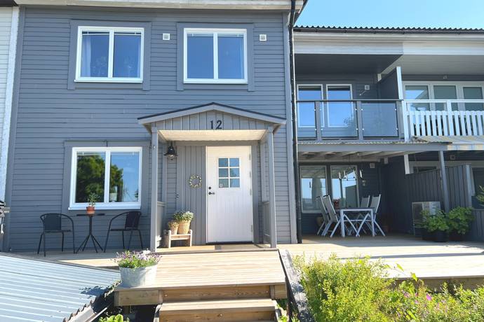 5 rum radhus på Vävstuguvägen 12 Klockarberget, Sundsvalls kommun - bild 1