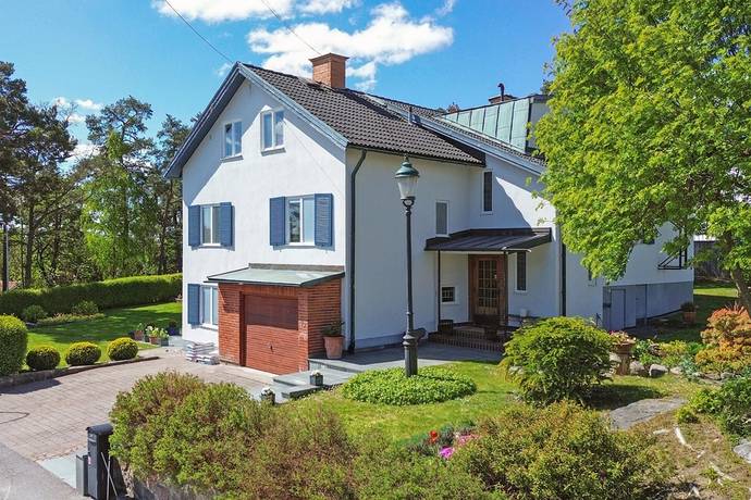 8 rum villa på Jägarstigen 16 Askrike, Lidingö kommun - bild 1