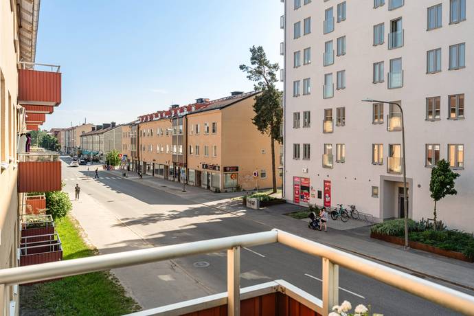 3 rum Lägenhet på Sparbanksvägen 9 Hägerstensåsen Stockholms kommun - bild 23