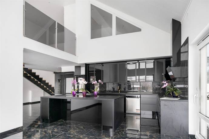 7 rum Villa på Ryrsboholmvägen 3 Göta Och Ryrsjön Lilla Edets kommun - bild 24