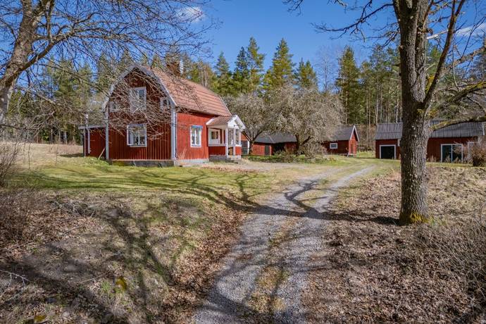 Åsbo Juthemmet 1, Mjölby, Boxholms kommun