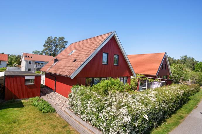 4 rum kedjehus på Rösvägen 56 Skarpäng, Täby kommun - bild 3