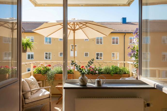 Dellensvägen 11, Årsta, Stockholms kommun