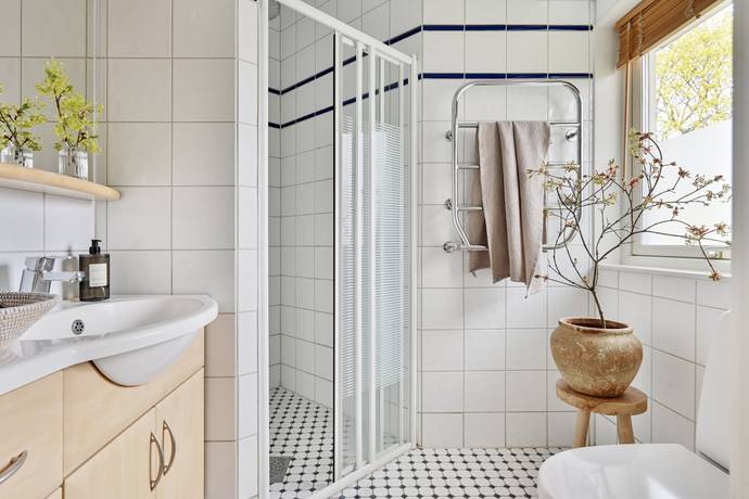 7 rum Villa på Skälbyvägen 25B Häggvik/Skälby Sollentuna kommun - bild 20