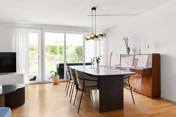5 rum radhus på Hyllebärsvägen 27 Påtorp, Ronneby kommun - bild 1