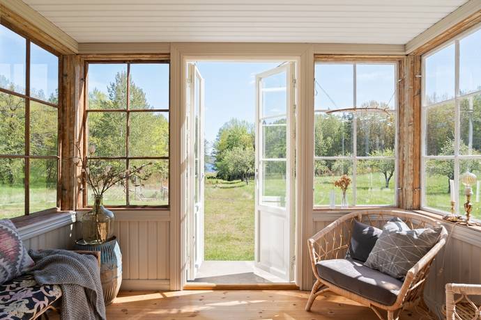 6 rum fritidshus på Edsdalsvägen 17 Lovö/Drottningholm, Ekerö kommun - bild 1