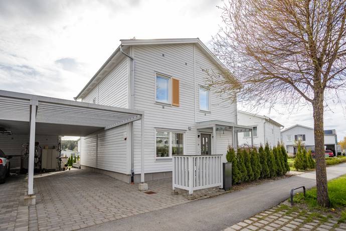 5 rum Villa på TÄLJÖVIKSVÄGEN 60 Täljöviken Österåkers kommun - bild 33