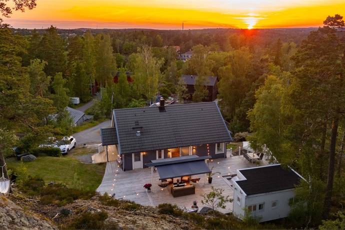 4 rum Villa på Lillsvängen 10 Eriksvik Nacka kommun - bild 34
