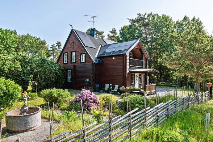 3 rum villa på Simpnäsvägen 549 Väddö, Norrtälje kommun - bild 1