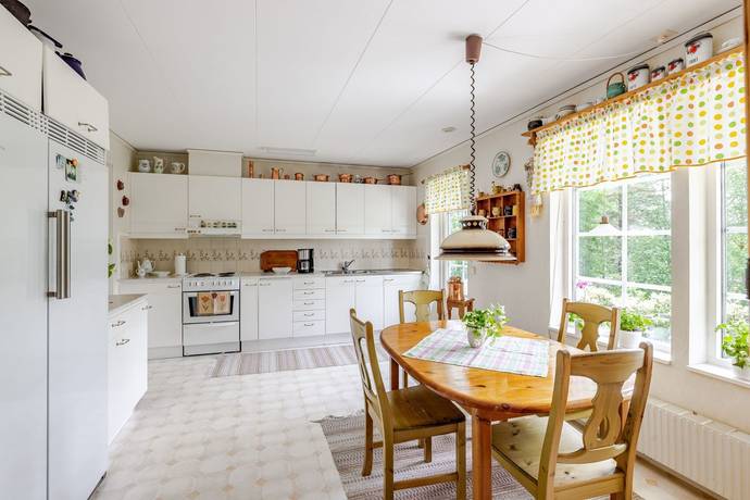 6 rum Villa på Väsbyholmsvägen 20 Mälarbaden Eskilstuna kommun - bild 18