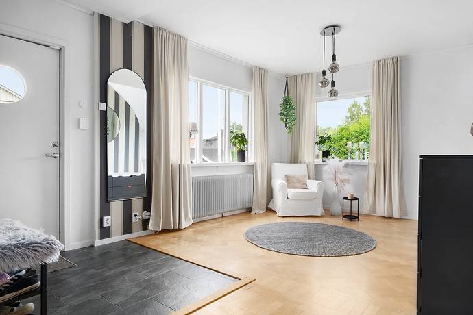 5 rum villa på Finjavägen 37 Tyringe, Hässleholms kommun - bild 2